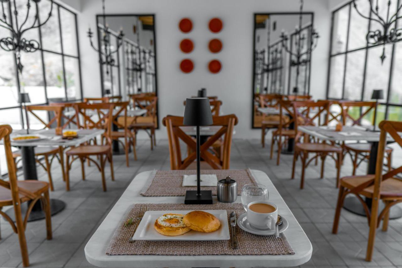 Broq Otel Skardu Dış mekan fotoğraf
